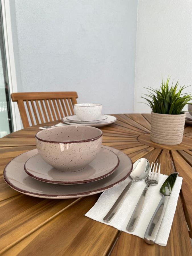 Apartment Dalmatino Baška Voda Екстериор снимка
