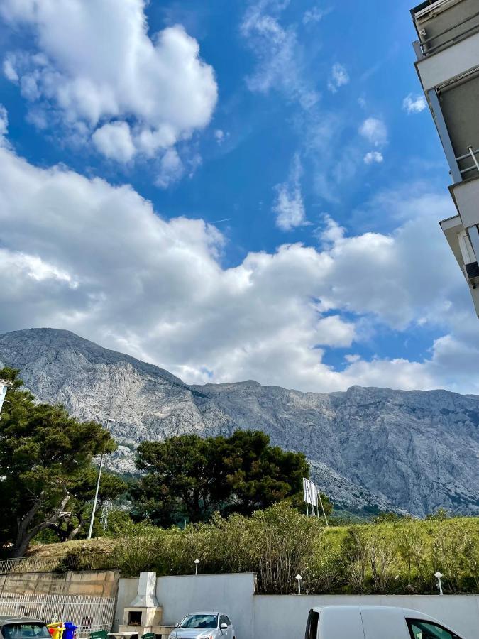Apartment Dalmatino Baška Voda Екстериор снимка