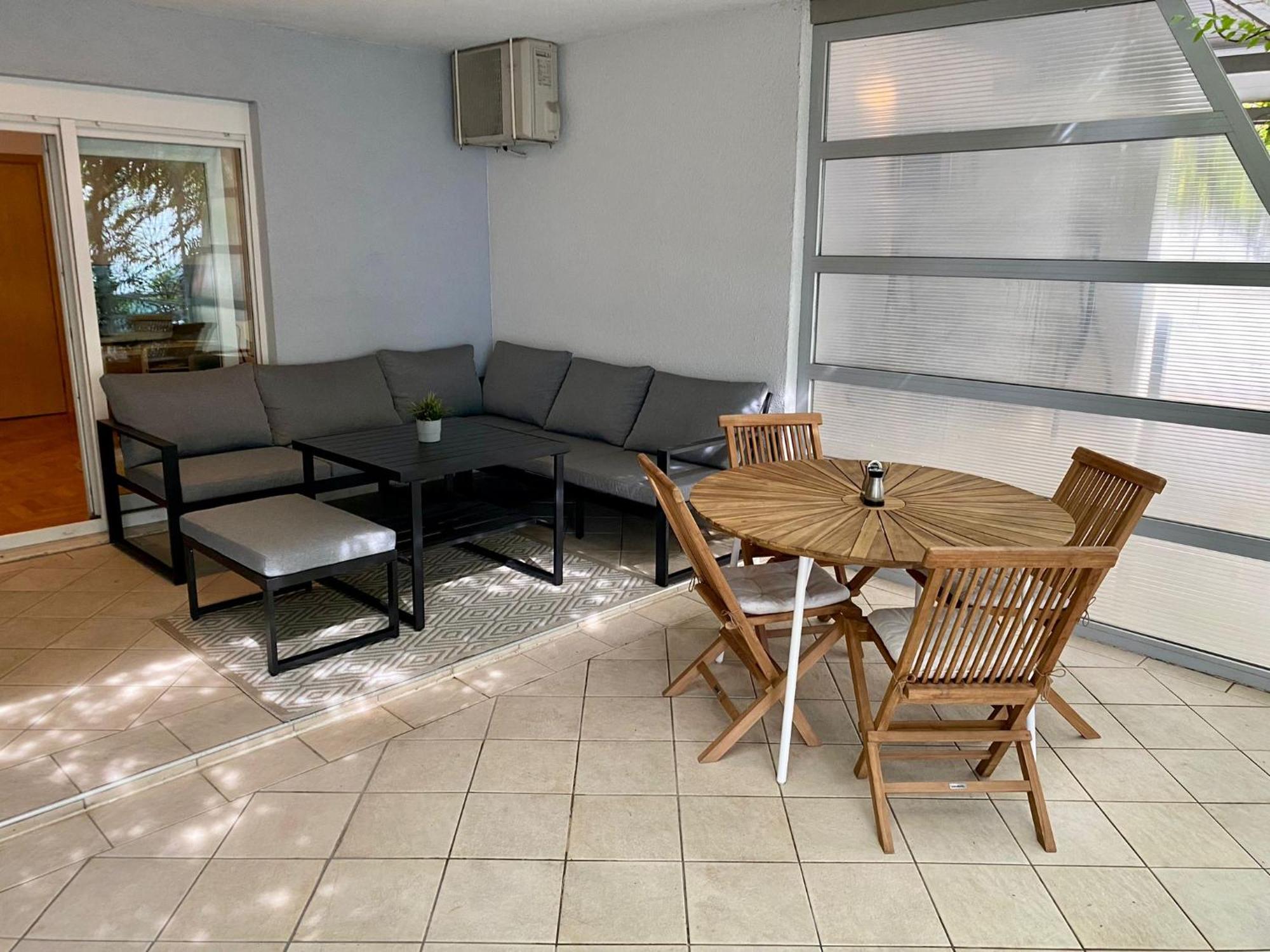 Apartment Dalmatino Baška Voda Екстериор снимка